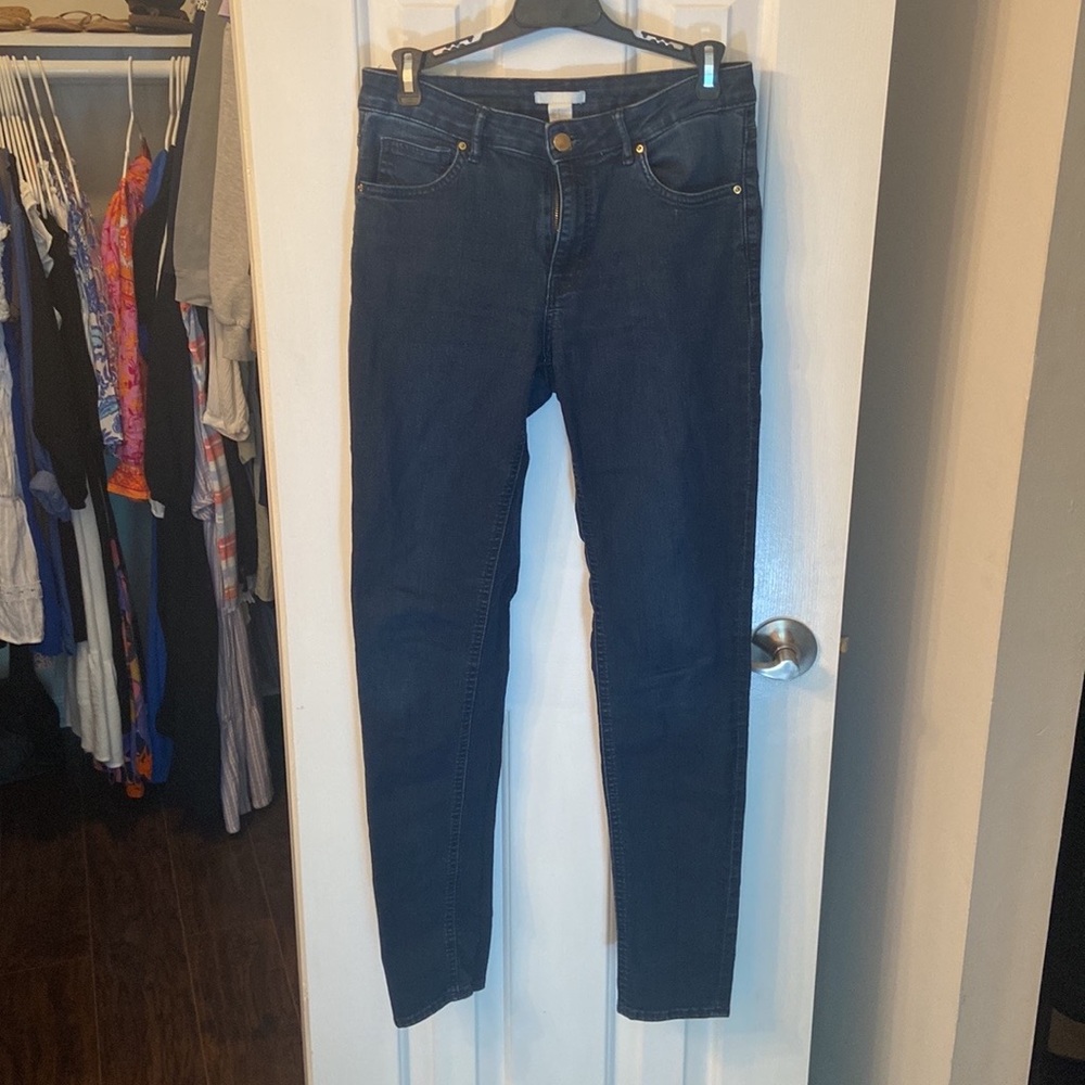 H&M dark wash skinny jeans